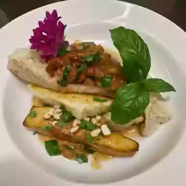 Le restaurant - A L'ombre Du Pin - restaurant SOLLIES-PONT